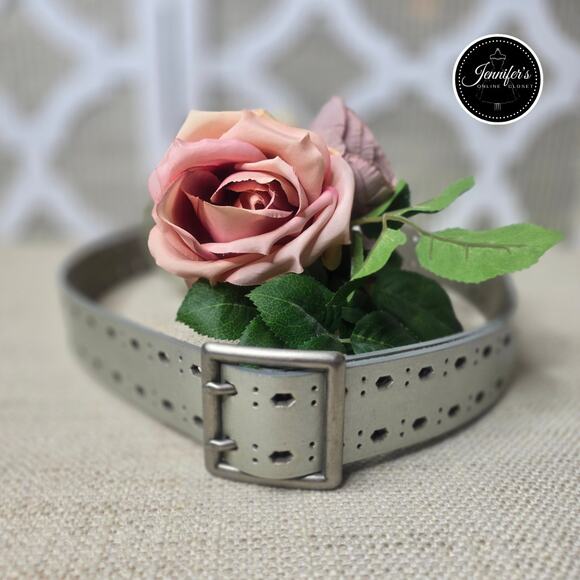 Relic Women's NWT Silver Geometric Cut Outs Double Prong Buckle Belt Size L - Picture 1 of 9